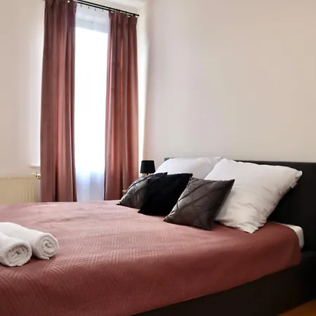Apartament 120M2 Centrum Ostrody * 奥斯特罗达