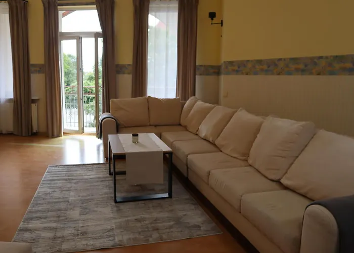 W Kamienicy Apartment *